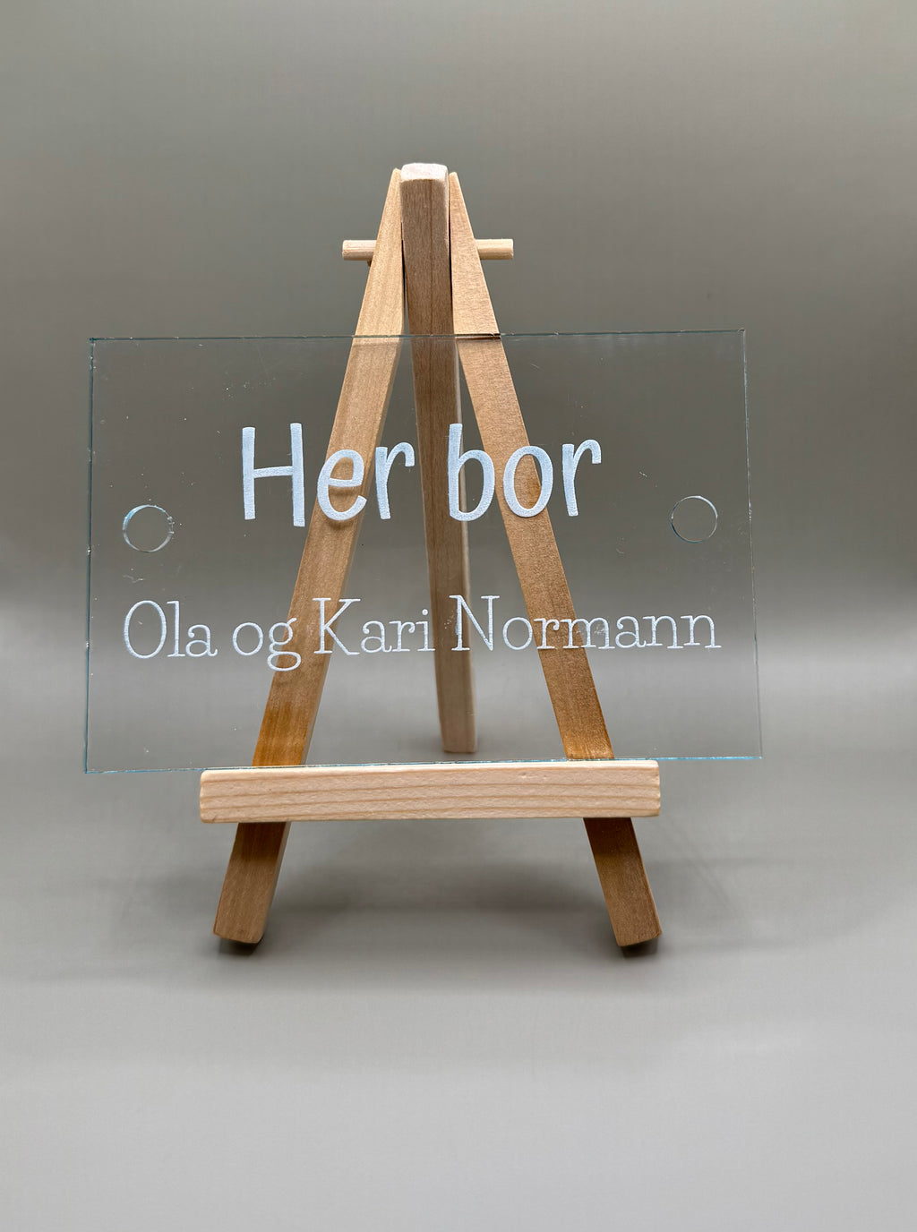Dørskilt i akryl – 120×78 mm