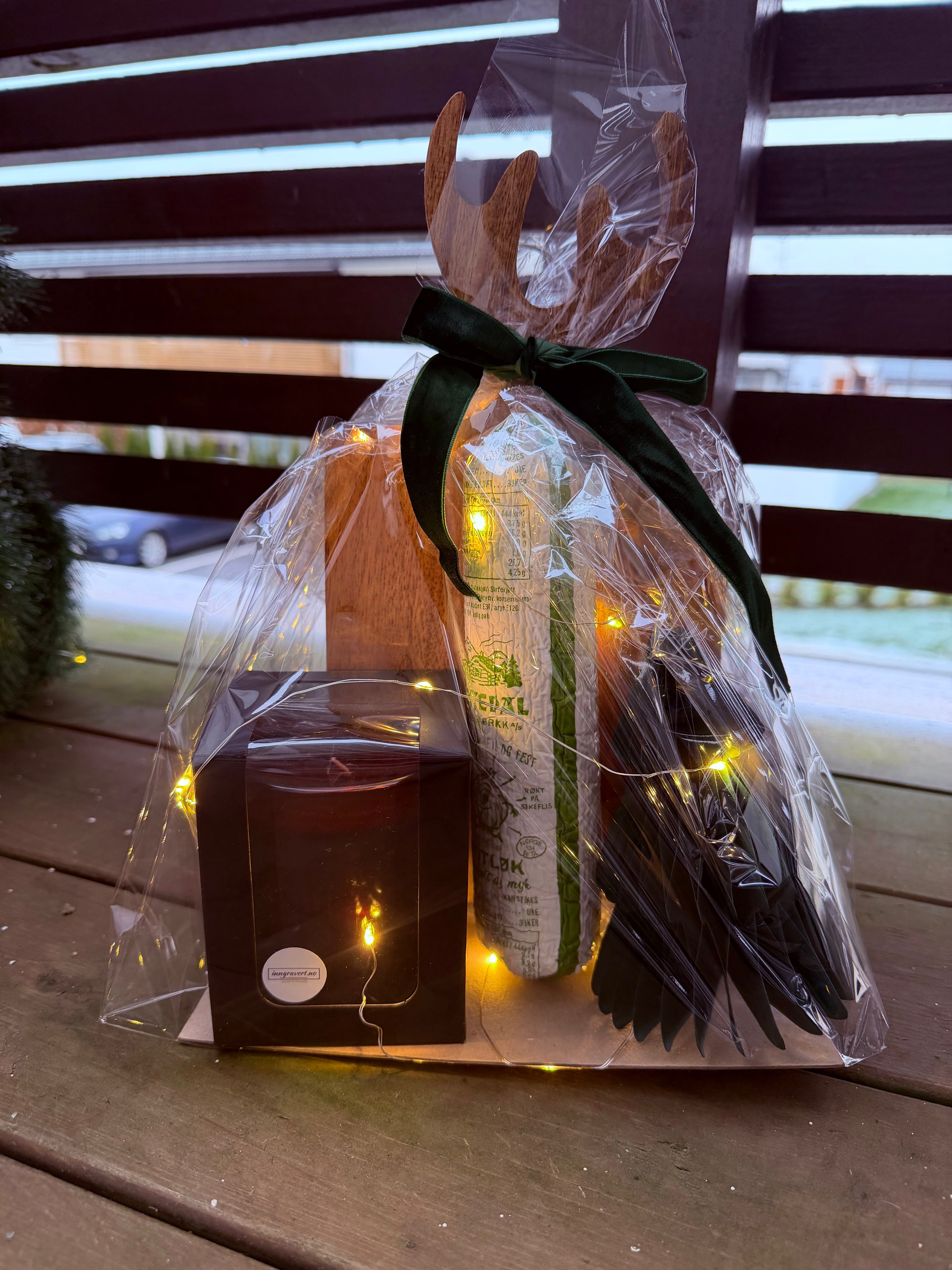 Gavesett reinsdyrfjøl