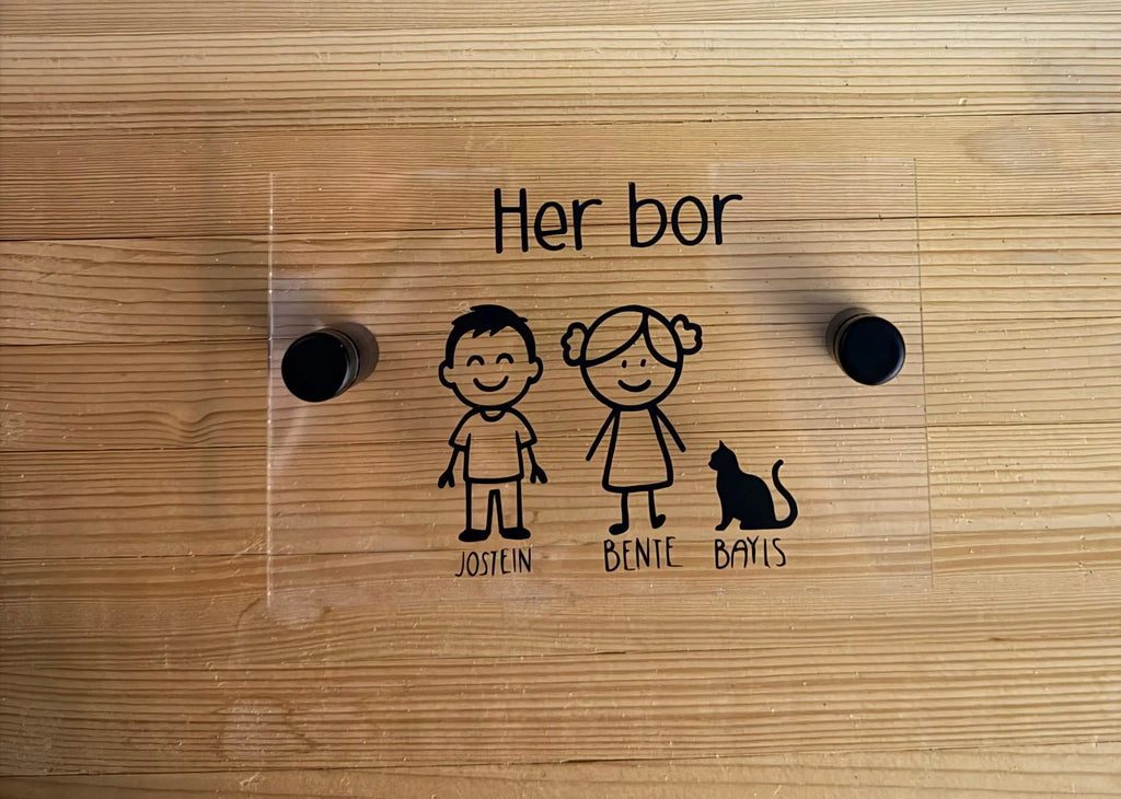 Dørskilt - design selv Inngravert.no